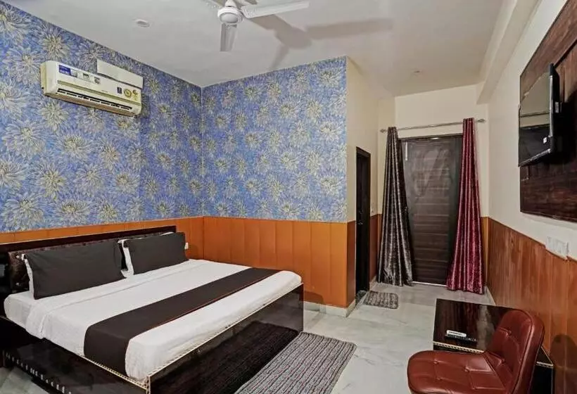 Majatalo Blue Moon Inn