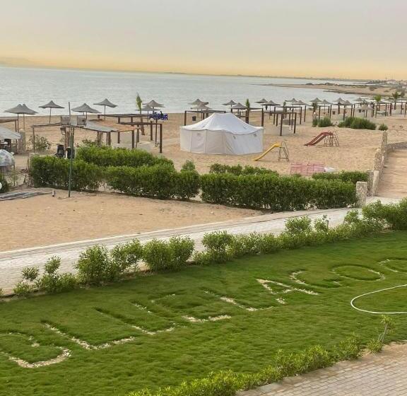 استراحتگاه فيلا مع حديقة وشواية  For Family V