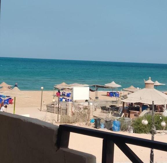 استراحتگاه فيلا مع حديقة وشواية  For Family V