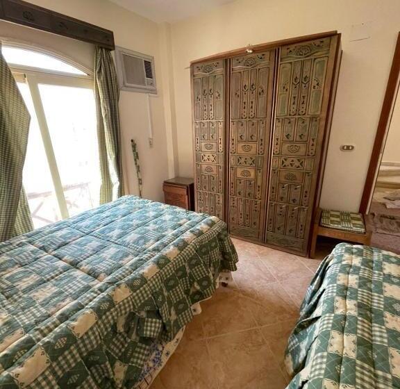 استراحتگاه فيلا مع حديقة وشواية  For Family V