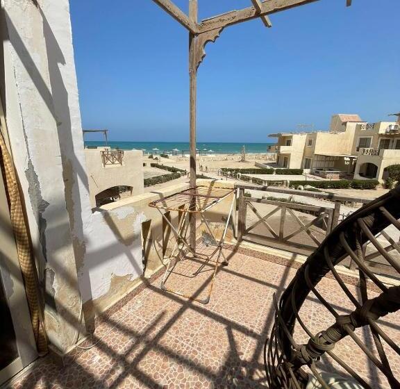 استراحتگاه فيلا مع حديقة وشواية  For Family V