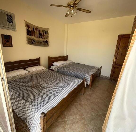 استراحتگاه فيلا مع حديقة وشواية  For Family V