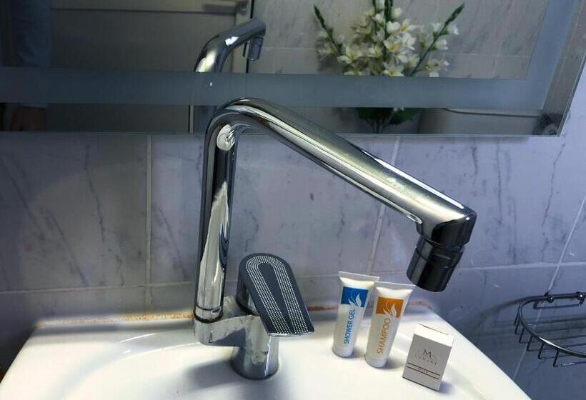 هتل Jasmine Inn Double