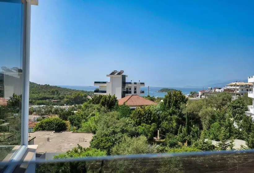 Hotelli La Maison Boutique