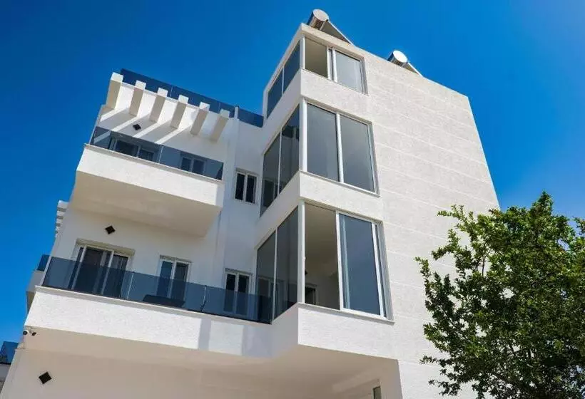 Hotelli La Maison Boutique