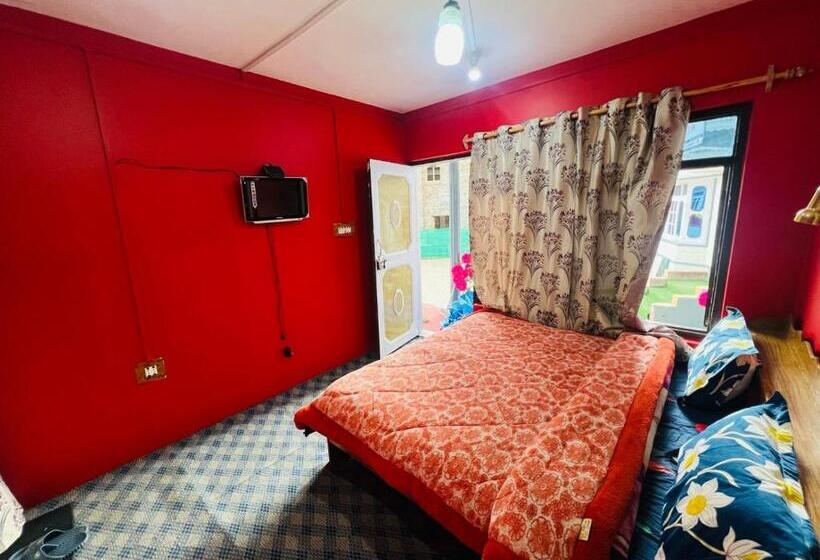 Hotel Sonamarg Snow View