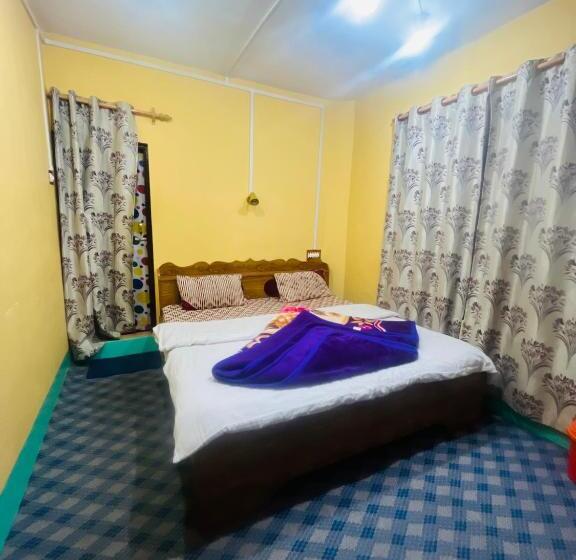 Hotel Sonamarg Snow View