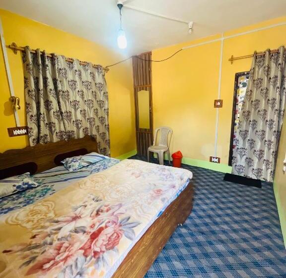 Hotel Sonamarg Snow View