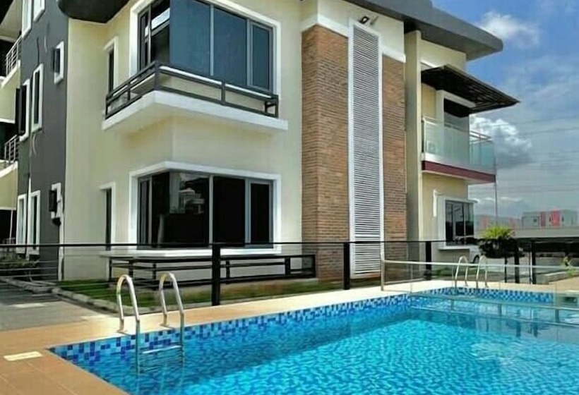 The Azaria Hotel & Apartment