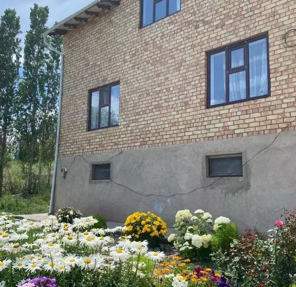 پانسیون Guest House Ayara