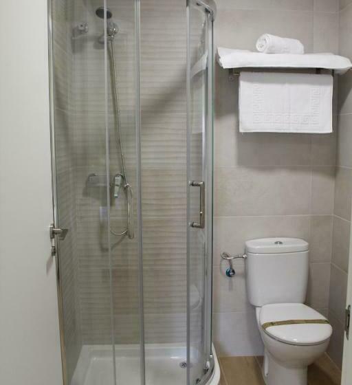 پانسیون La Familia