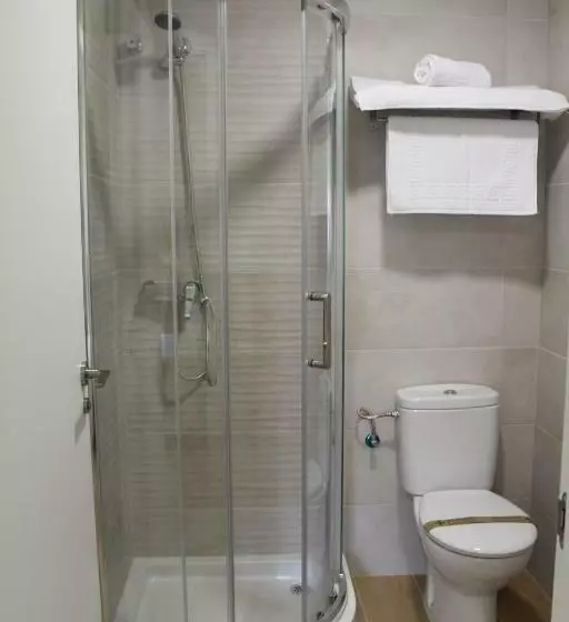 پانسیون La Familia