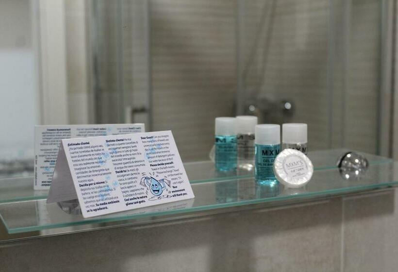 پانسیون La Familia