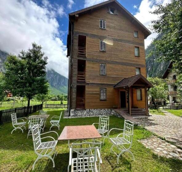 پانسیون Residence: Quku I Valbones