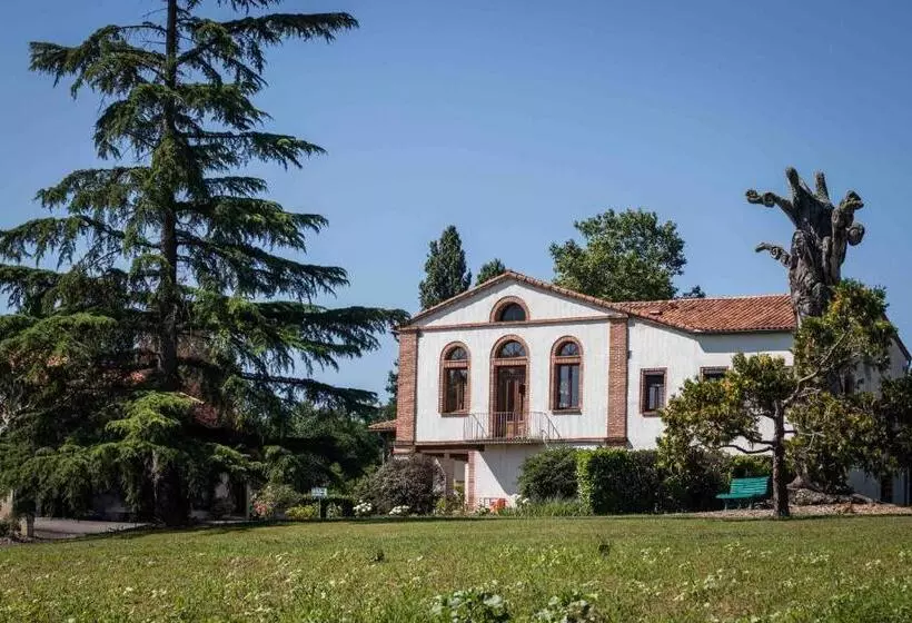 Aamiaismajoitus (B&B) ô Domaine Du Roussillon