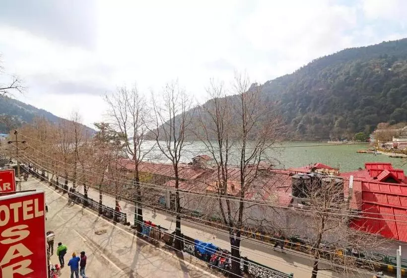 Hotelli Flatties Mall Road Nainital Near Lake View Point
