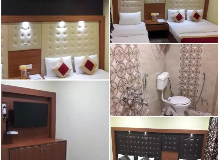 Hotelli Flatties Mall Road Nainital Near Lake View Point