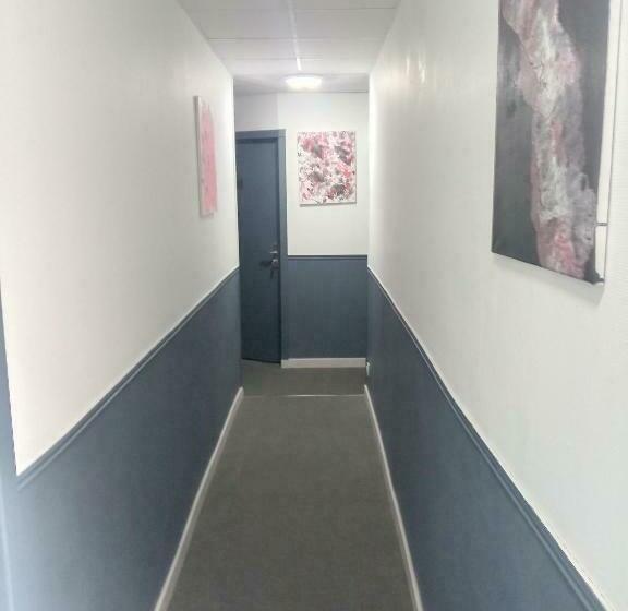 Отель Hôtel Le Celtic Montluçon