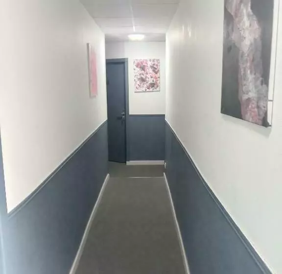 Hotelli Hôtel Le Celtic Montluçon