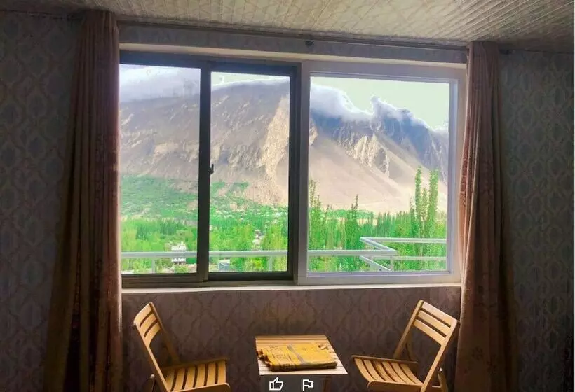 هتل Hunza Bliss