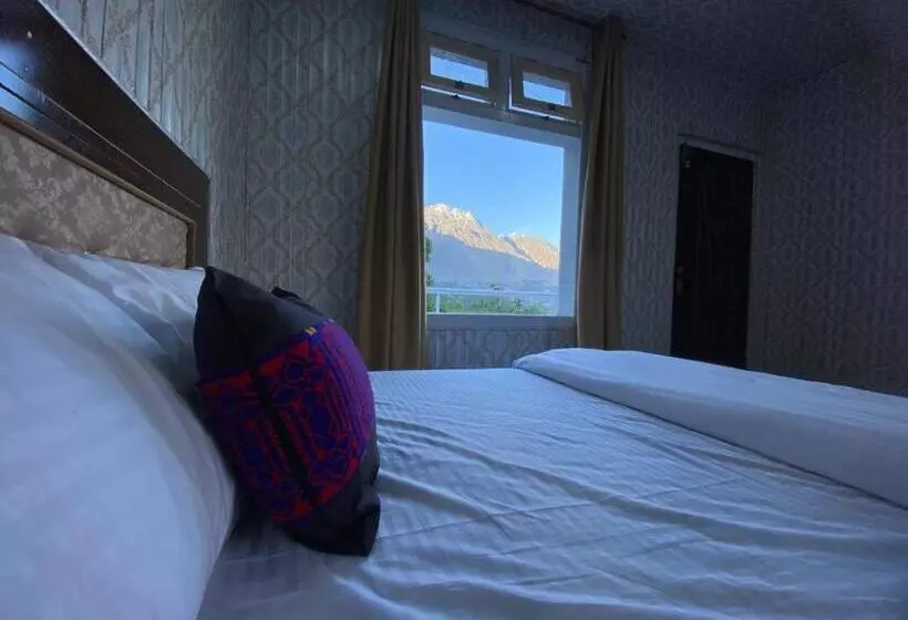 هتل Hunza Bliss