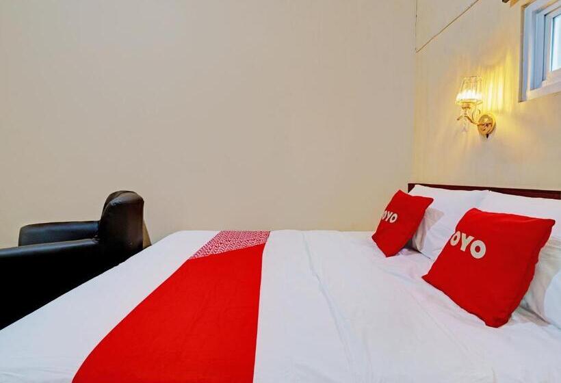 Hotelli Oyo 92871 Ciparay Residence