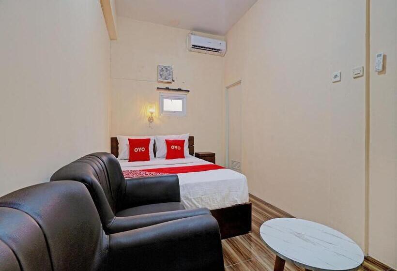 Hotelli Oyo 92871 Ciparay Residence