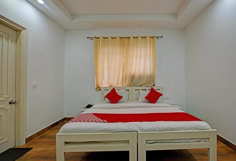 호텔 Oyo Flagship Royal Residency