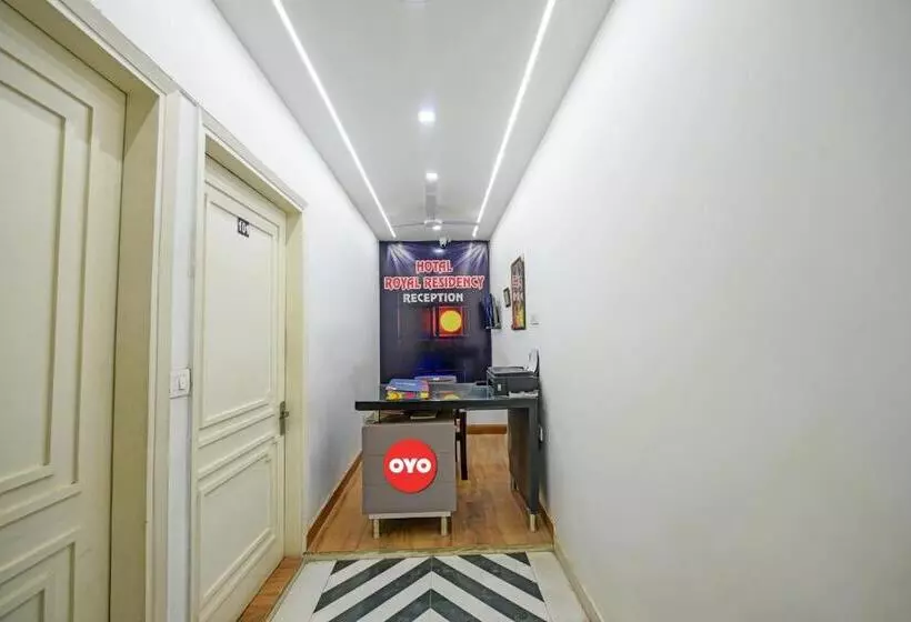 ホテル Oyo Flagship Royal Residency