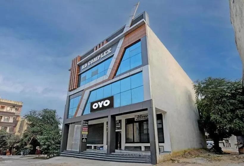 ホテル Oyo Flagship Royal Residency