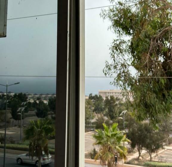 هاستل Sunrise Auberge Surf