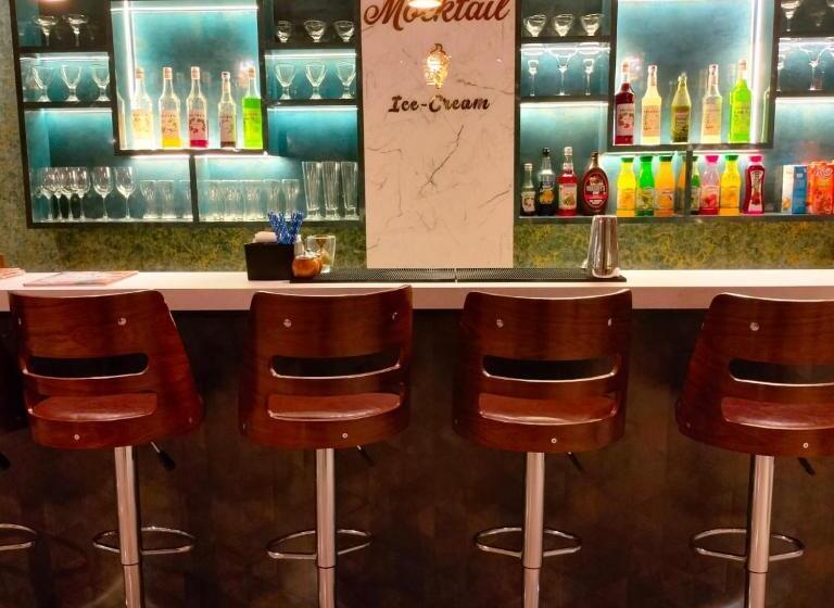 Hotel Karisma Premium