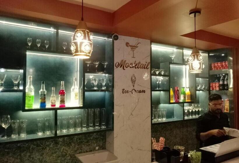 Hotel Karisma Premium