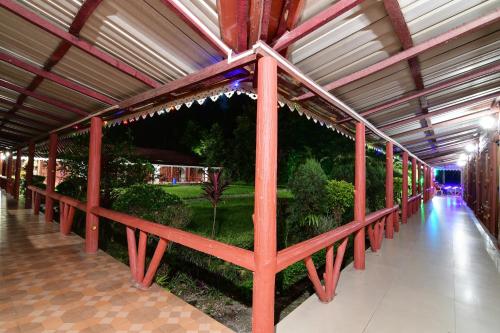 Hotel Townhouse Oak Gorumara Jungle Resort