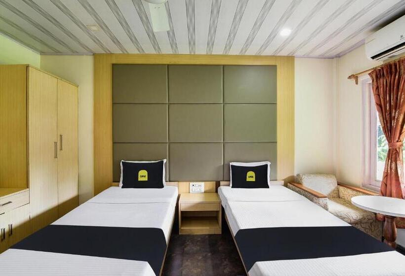 Hotel Townhouse Oak Gorumara Jungle Resort