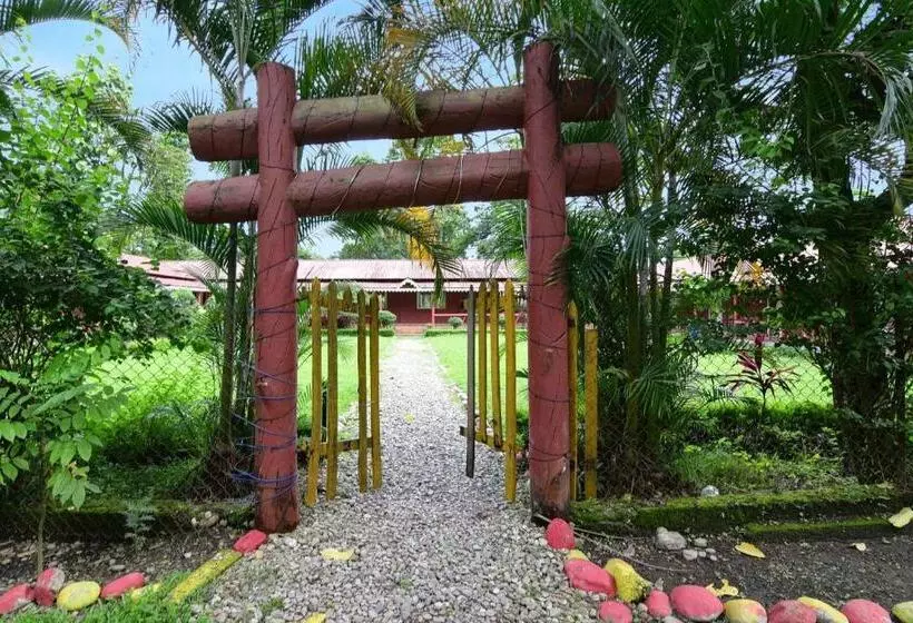 Hotelli Townhouse Oak Gorumara Jungle Resort