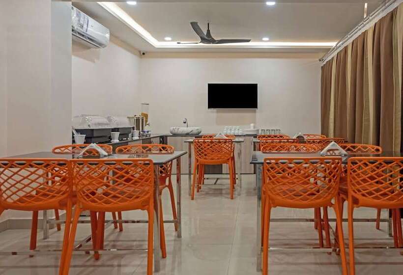 Hotel Treebo Su Casa Grand