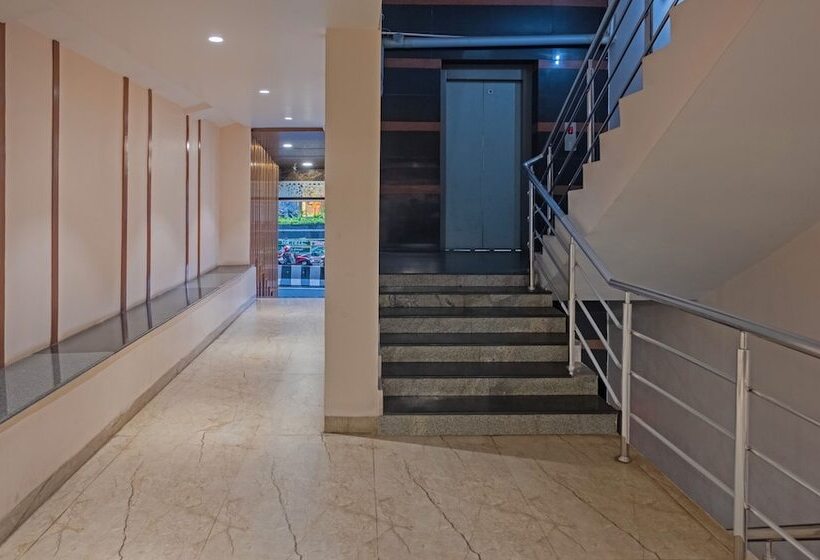 Hotel Treebo Su Casa Grand