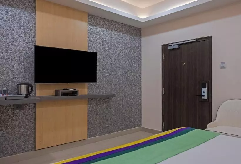 Hotelli Treebo Su Casa Grand