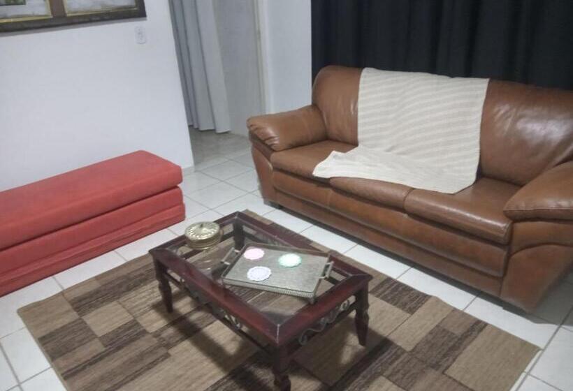 Bed & Breakfast Pousada Casa Jardim