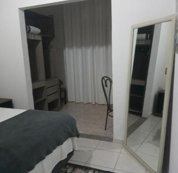 Bed & Breakfast Pousada Casa Jardim