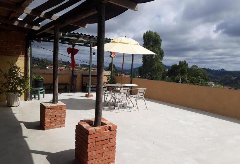 Bed & Breakfast Pousada Casa Jardim