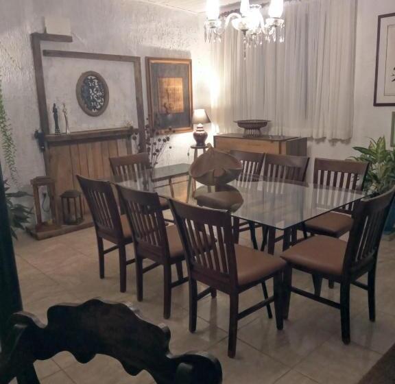 Bed & Breakfast Pousada Casa Jardim