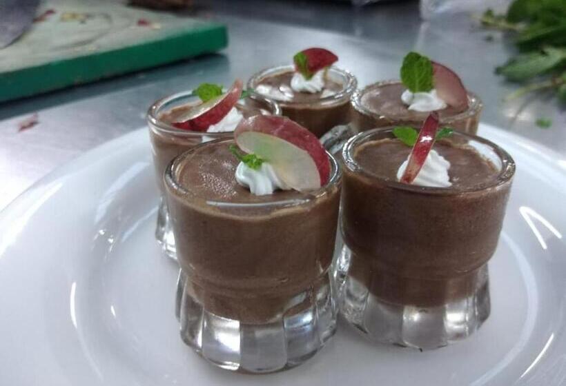 Hotel K And K Country Resort