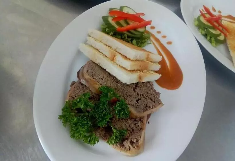 ホテル K And K Country Resort