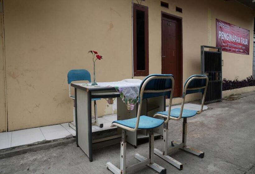 Otel Oyo 92831 Penginapan Raja