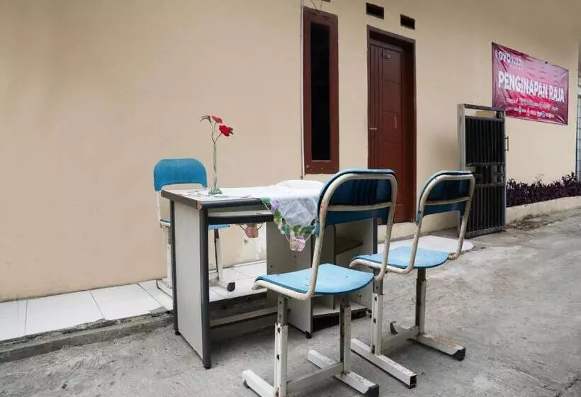 Hotel Oyo 92831 Penginapan Raja