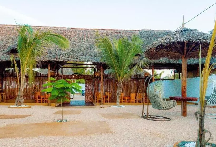 Hotelli Palm Cultural Village