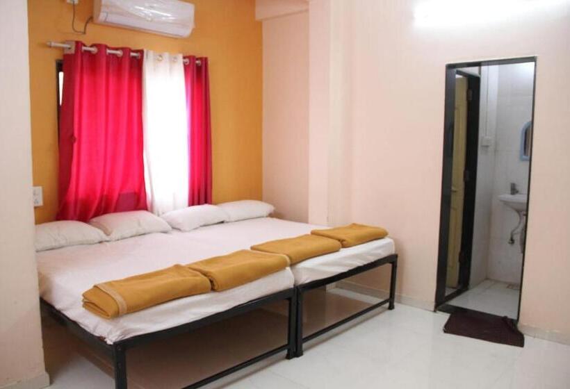 Hotel Shree Radha Govind Bhakt Niwas