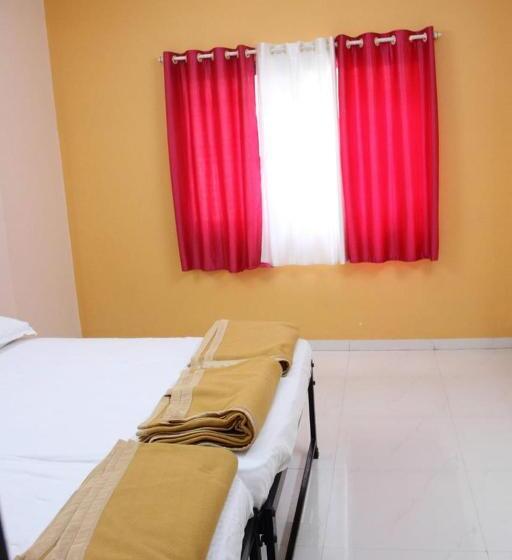 Hotel Shree Radha Govind Bhakt Niwas